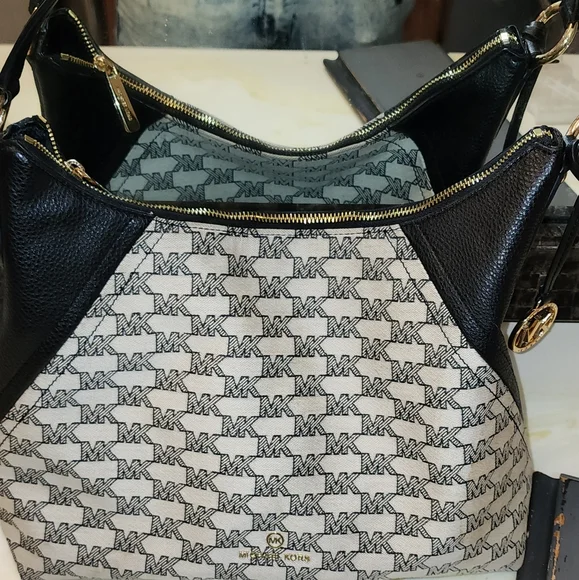 150 - Picture 2 of 2